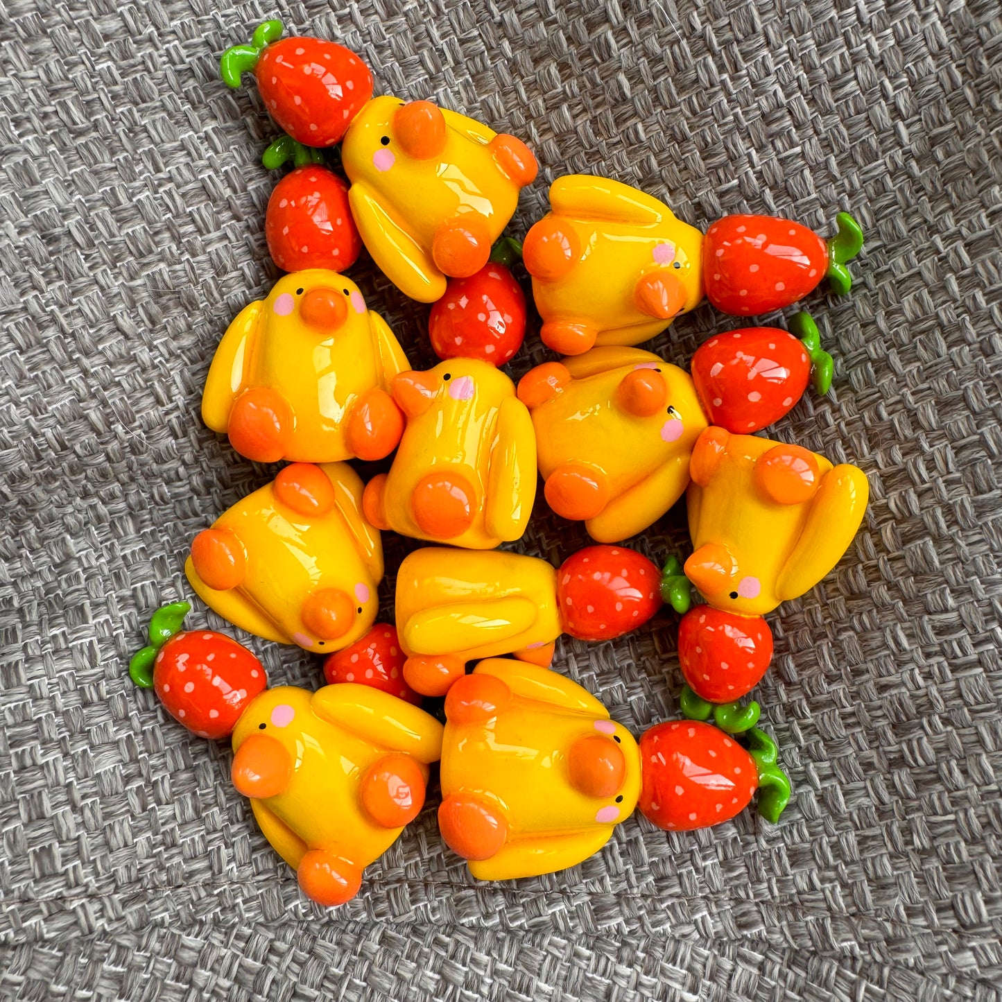 Mini strawberry chicken