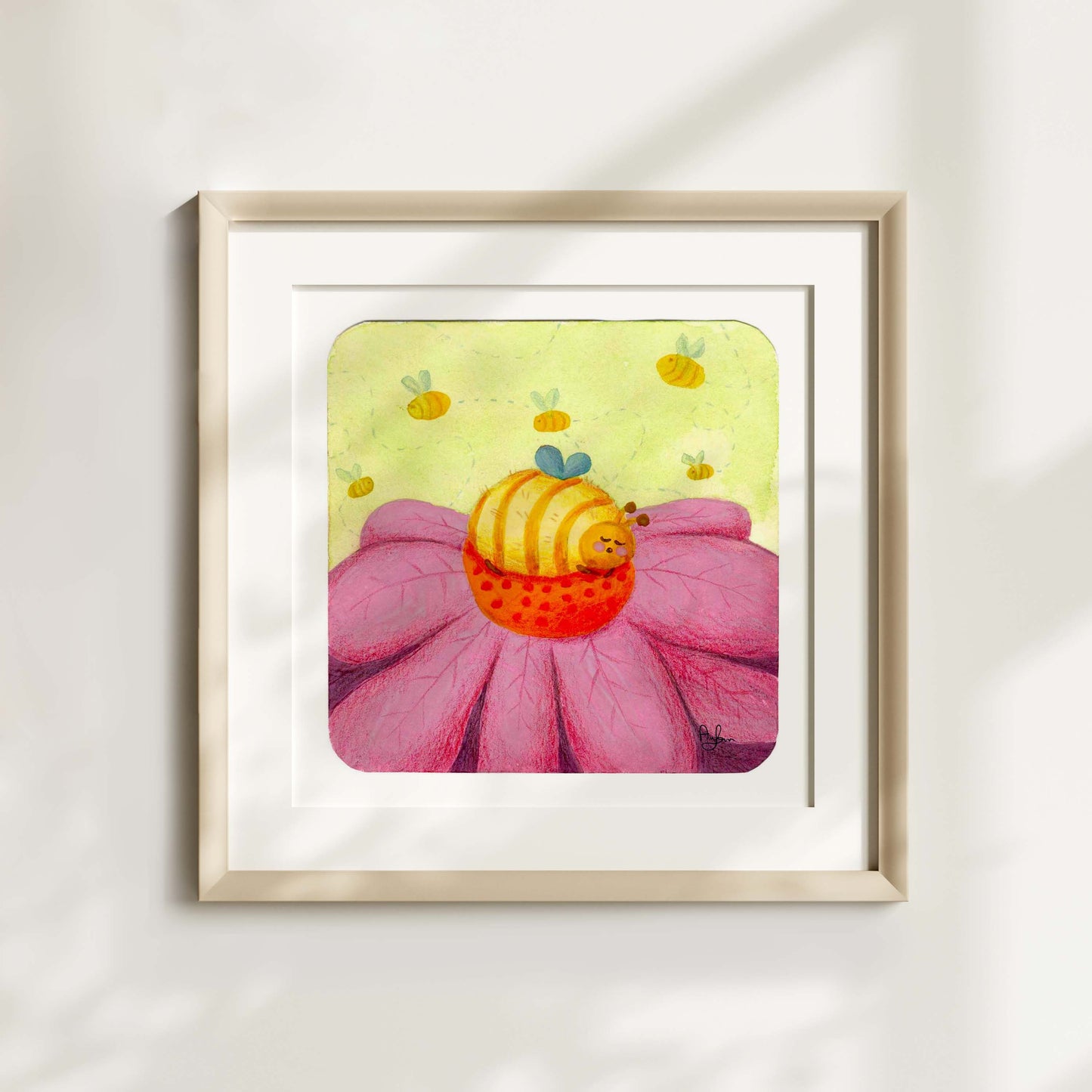 Sleepy bee print